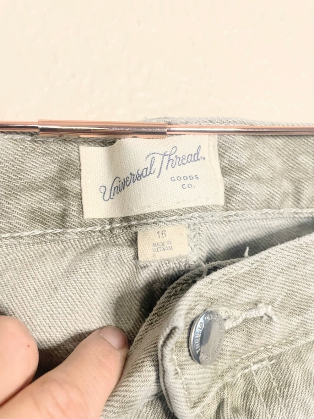 Universal Thread Gray Leopard Print Denim Midi Skirt Size 16 - Picture 5 of 9